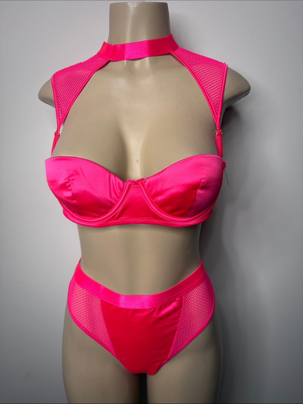 Fashion Nova Neon Pink High-Neck Underwire Bikini Set